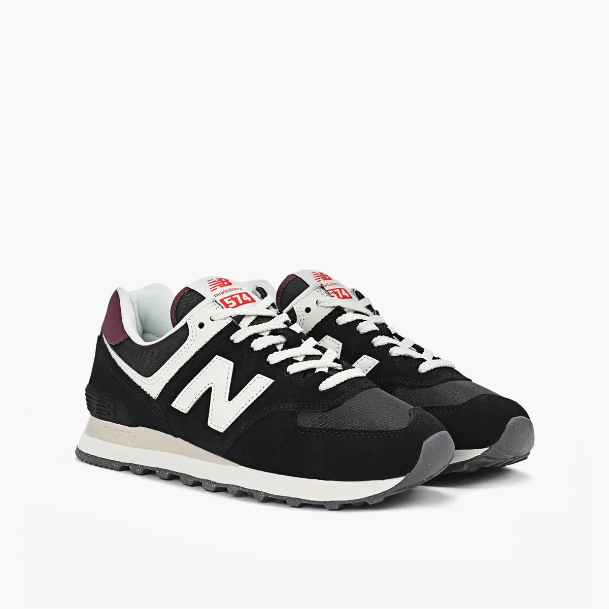 574 Suede Sneaker (Black   White)