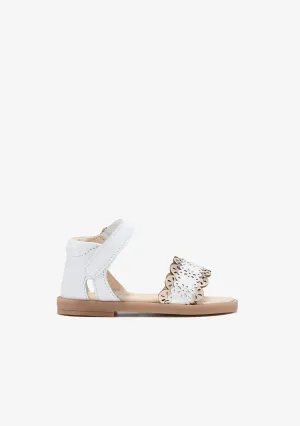 Baby´s White Buckle Sandals