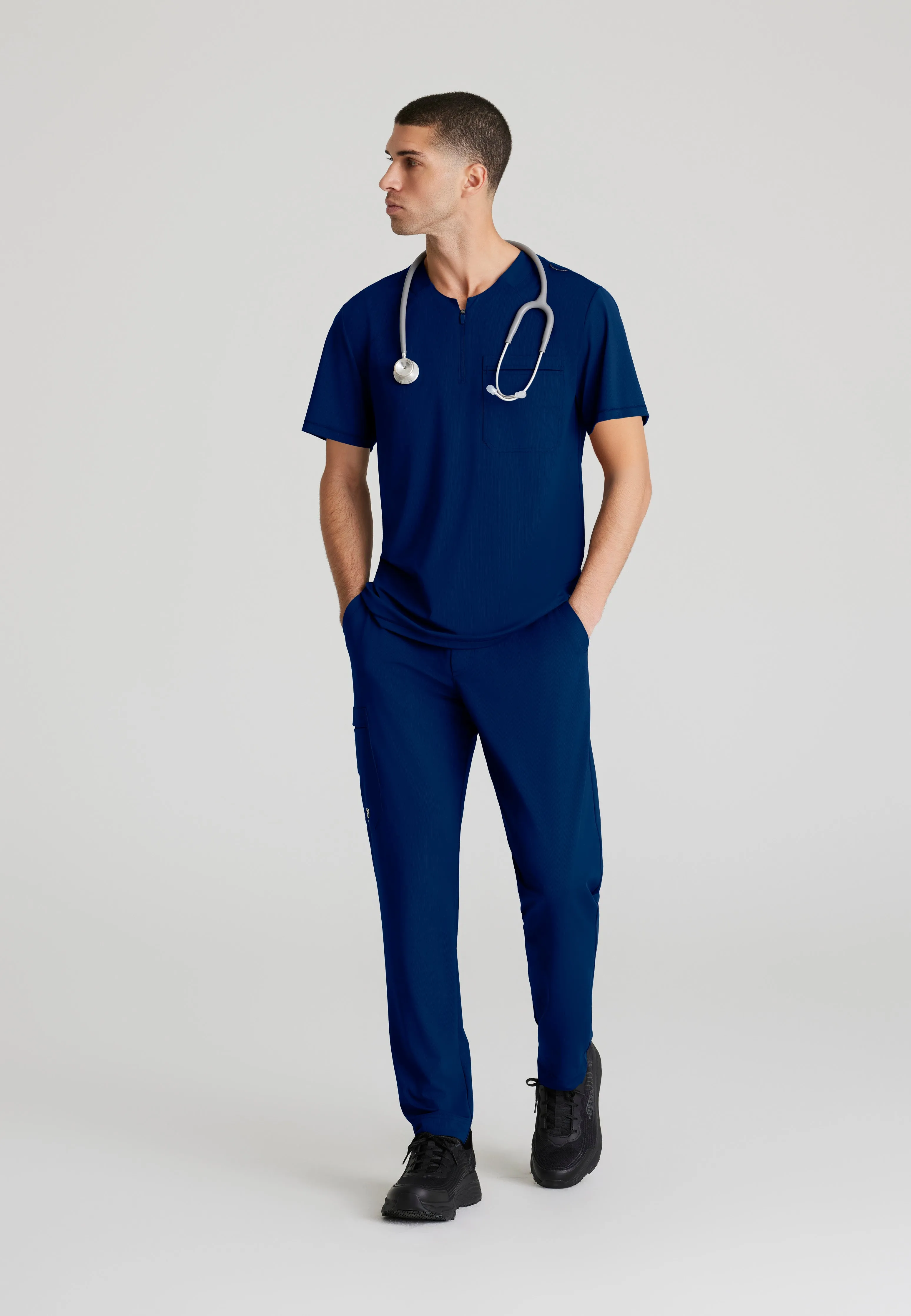 Flex Single Pocket Curved Neck Scrub Top