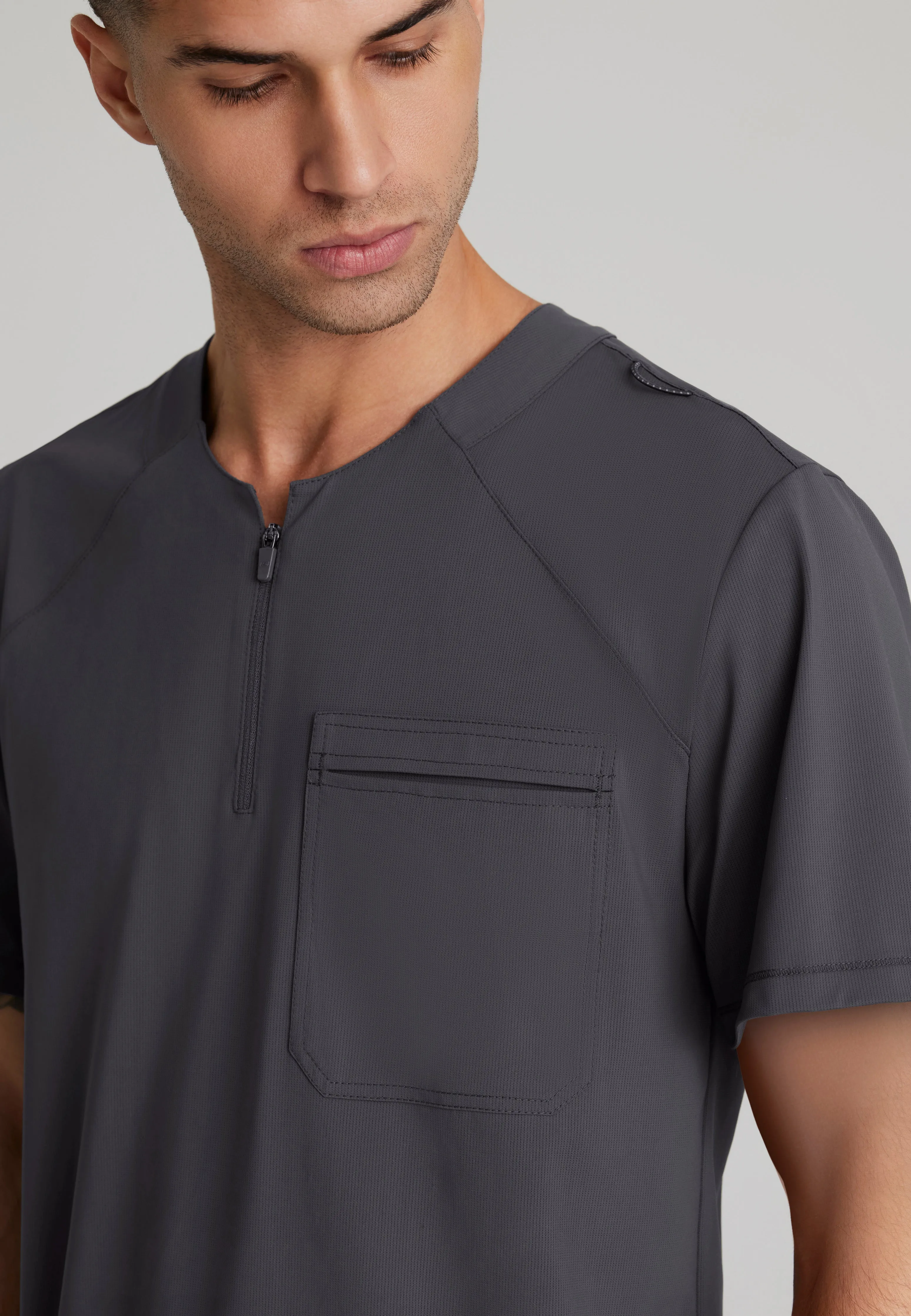 Flex Single Pocket Curved Neck Scrub Top