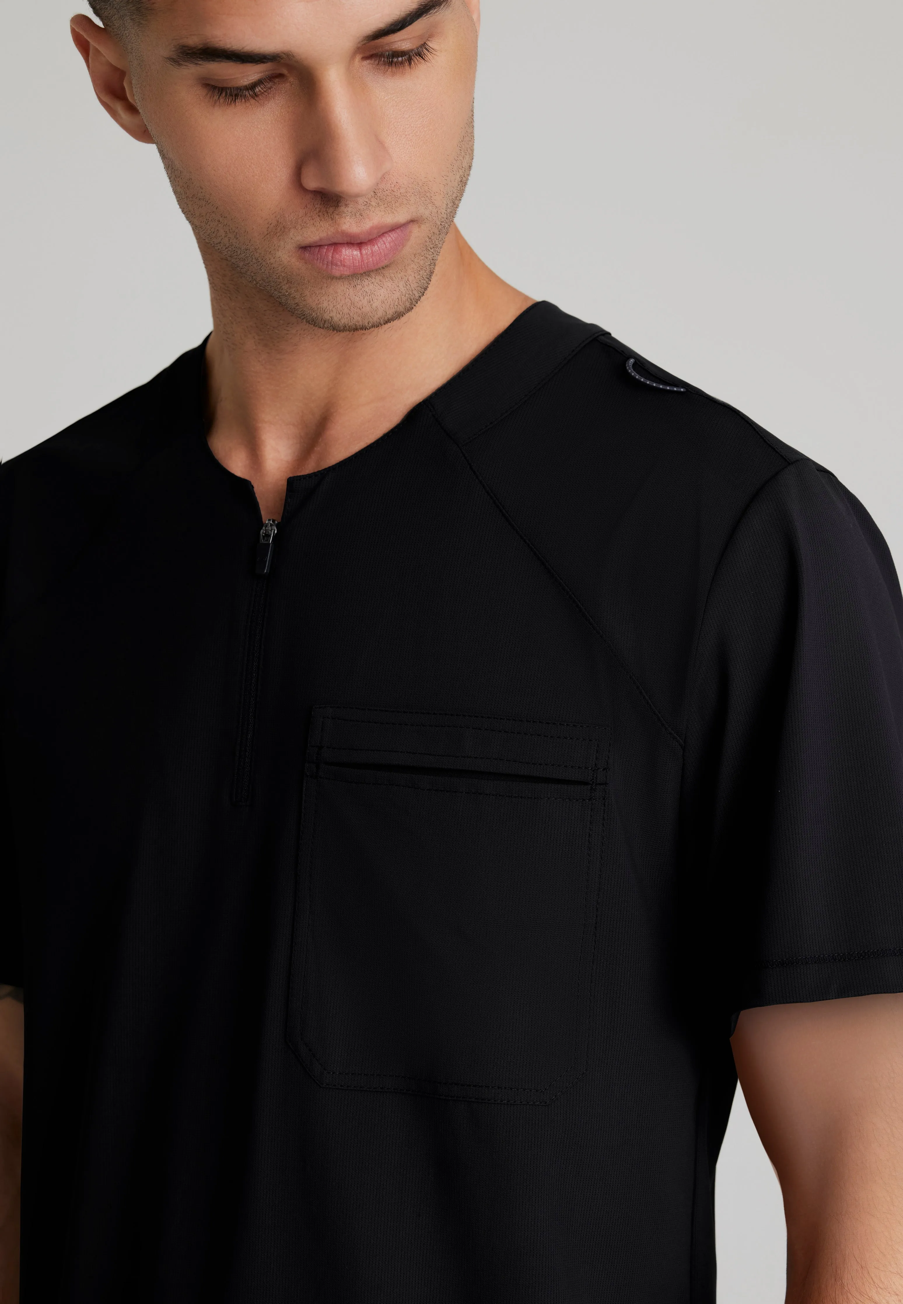 Flex Single Pocket Curved Neck Scrub Top