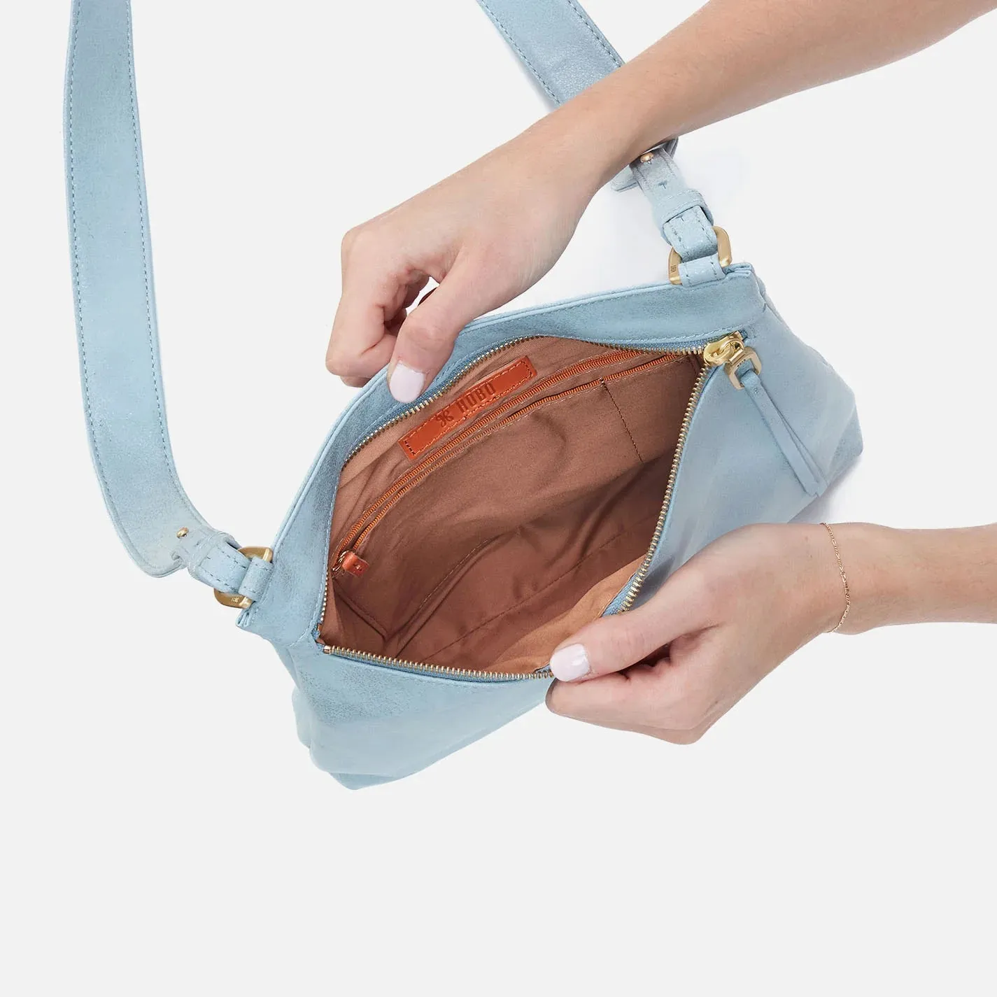 Hobo Cambel Crossbody - Sky