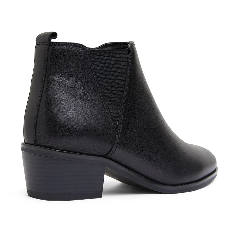 Jarrett Boot in Black Leather