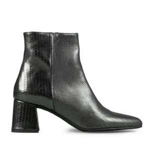 Lorna Smoke Metallic