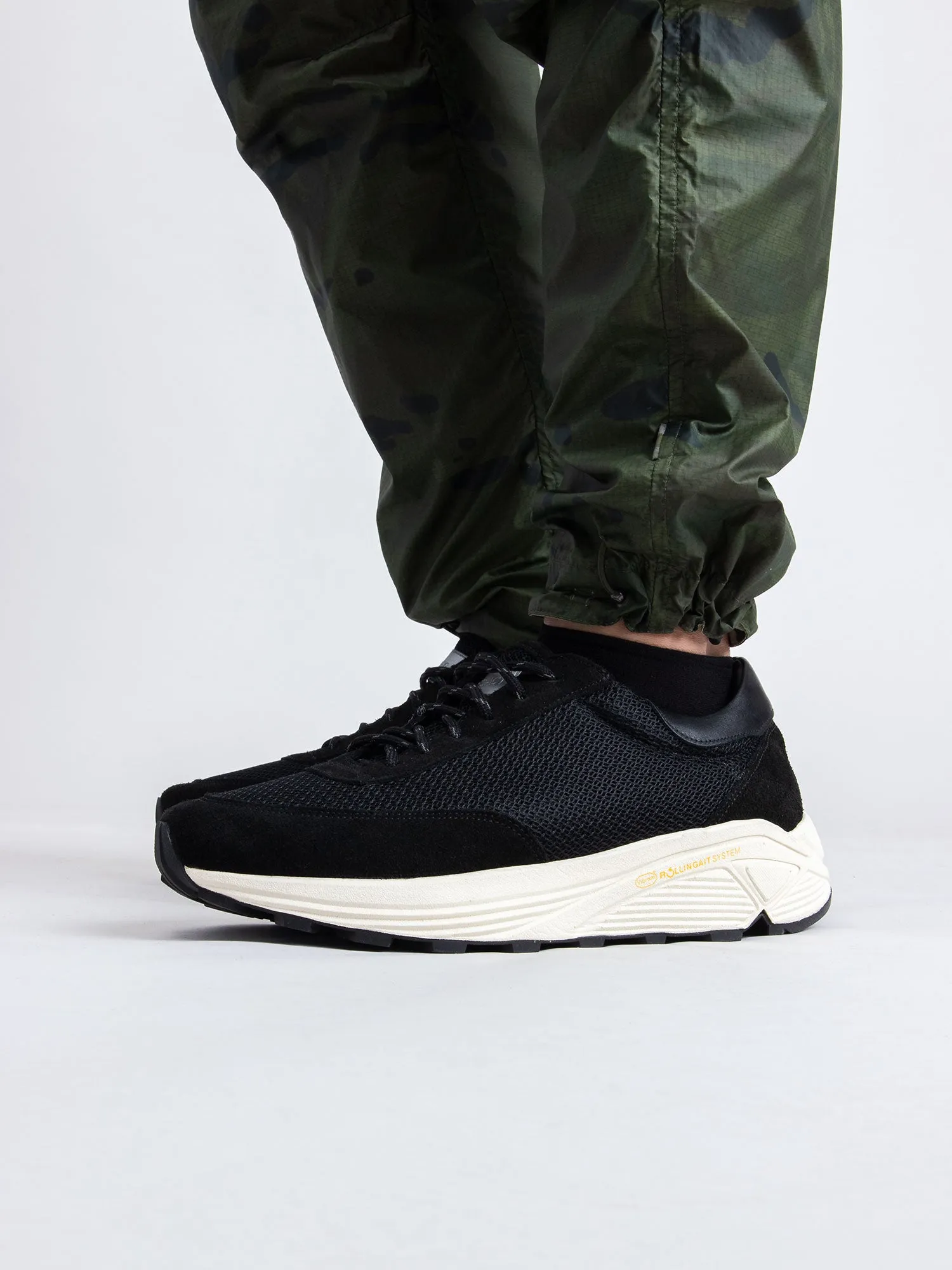 Monorunner in Black