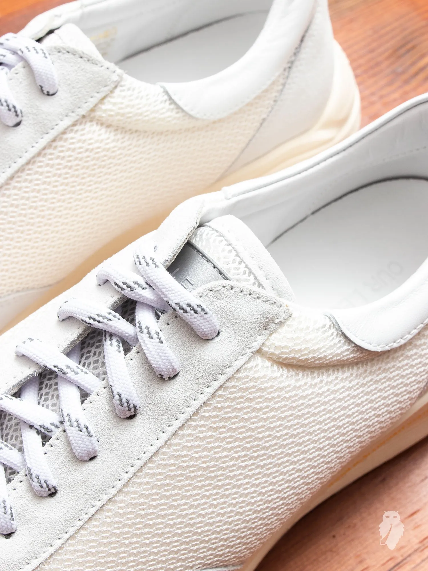 Monorunner in White