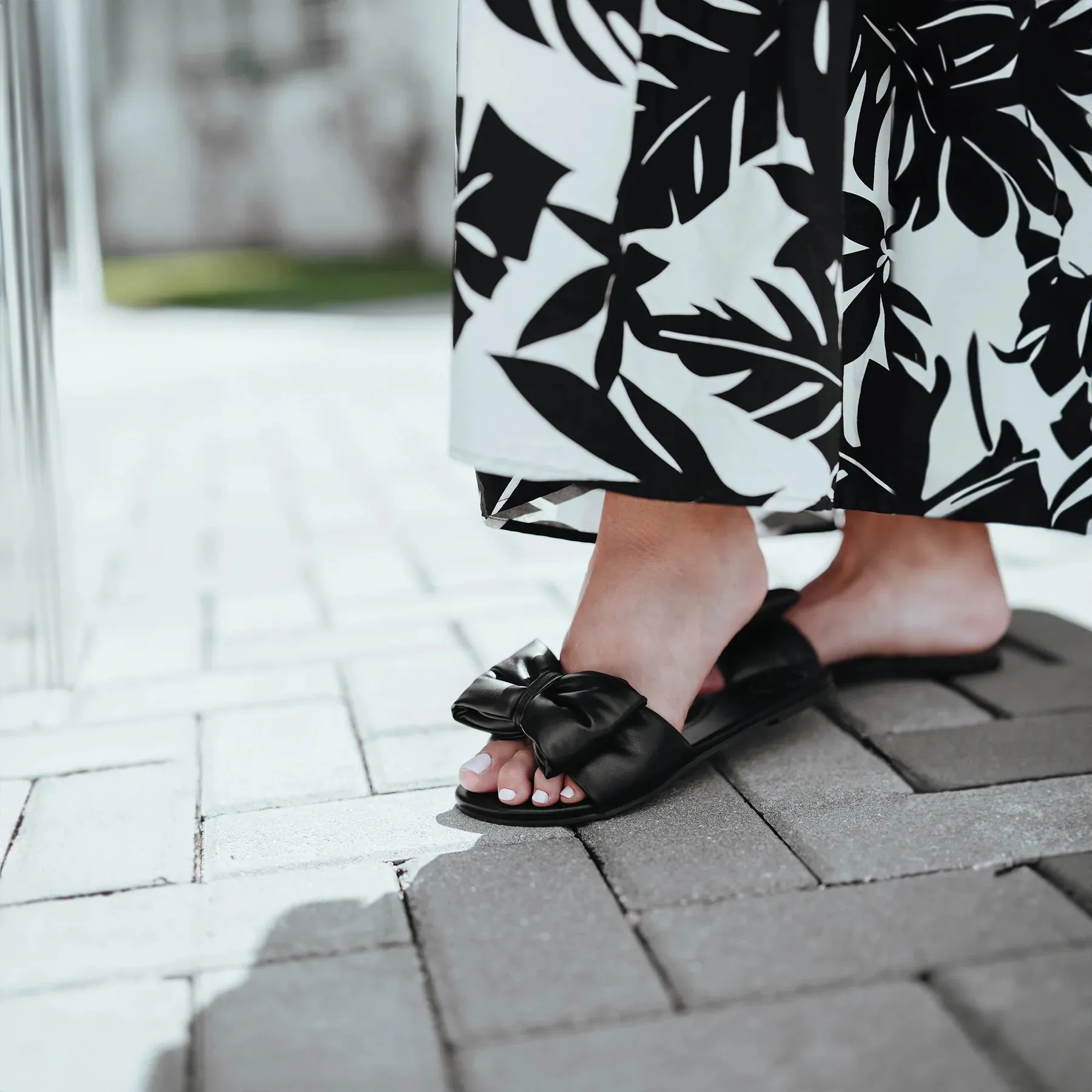Rafie Sandal Black - Solei Sea