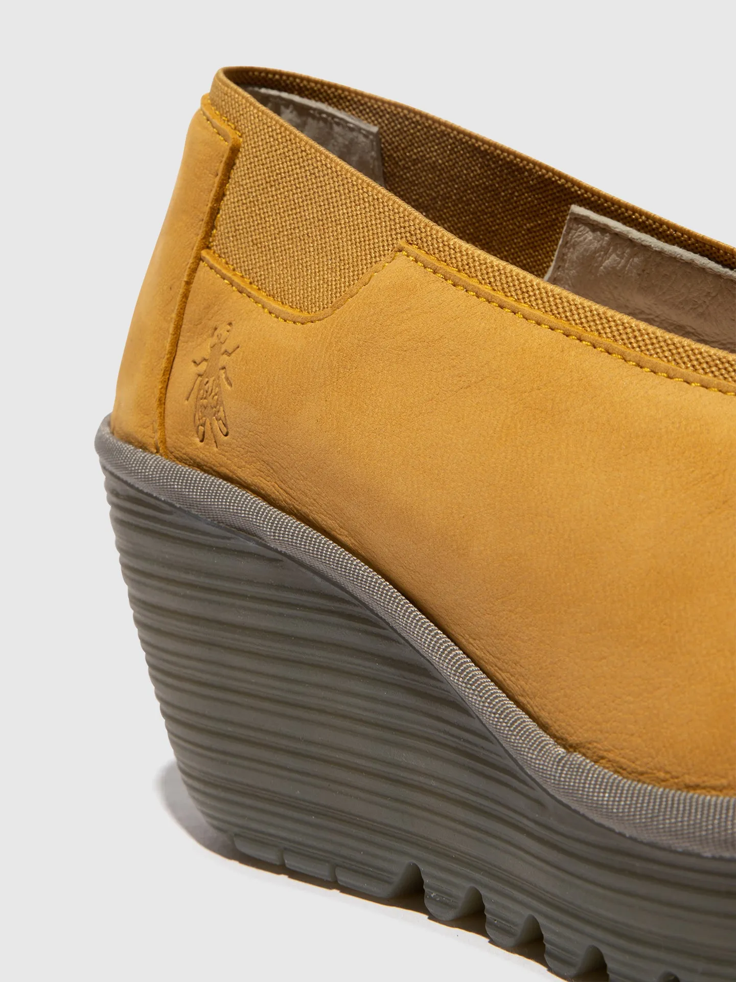Slip-on Shoes YOZA438FLY BUMBLEBEE
