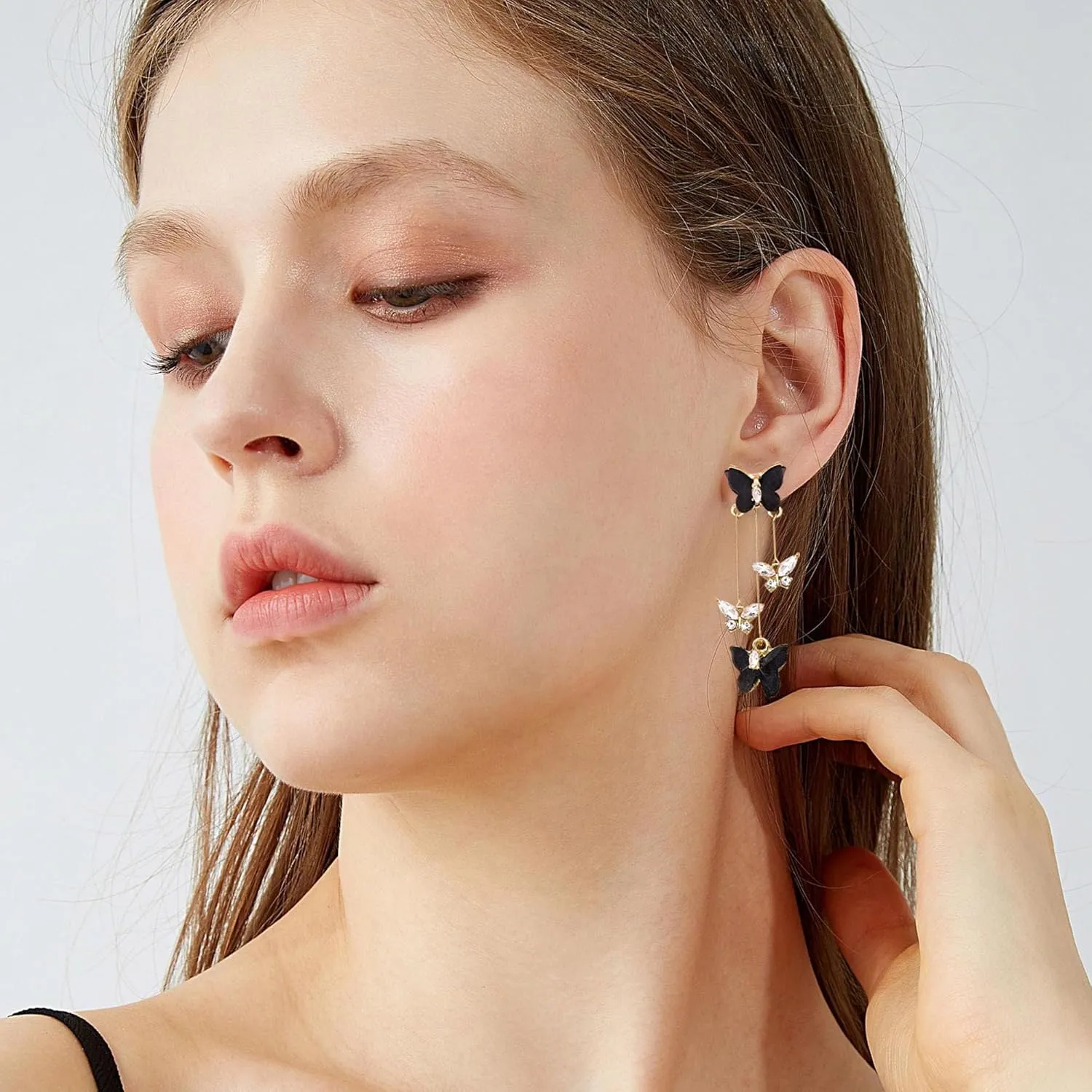 Violet Butterfly Tassel Stud Earrings for Women Long Butterfly Crystal Rhinestone Drop Dangle Earrings Wedding Jewelry Gifts
