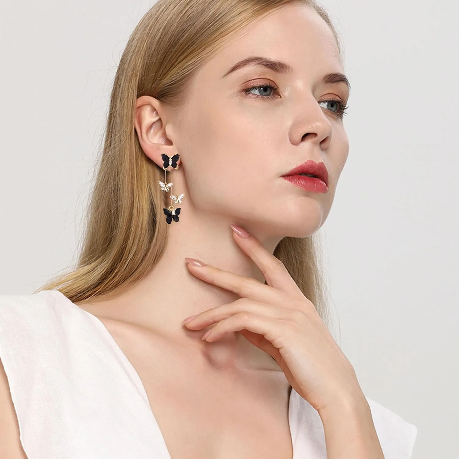 Violet Butterfly Tassel Stud Earrings for Women Long Butterfly Crystal Rhinestone Drop Dangle Earrings Wedding Jewelry Gifts