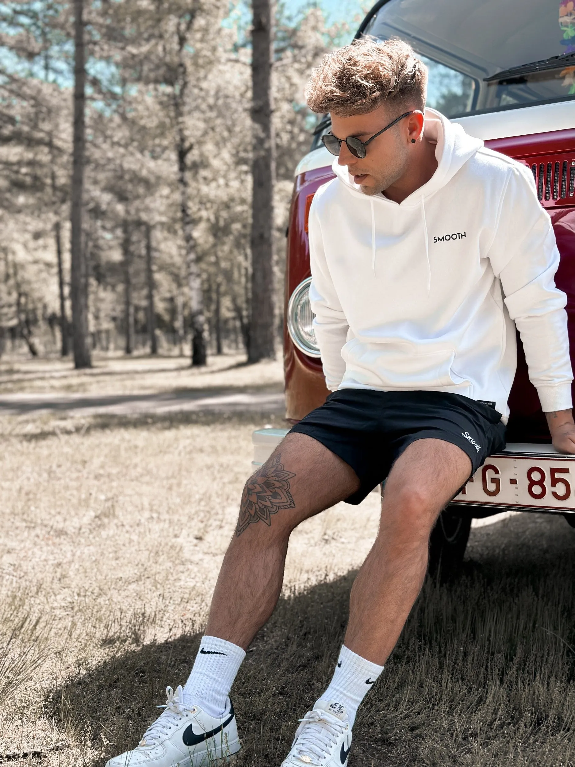 White Hoodie / Art Front Back Men