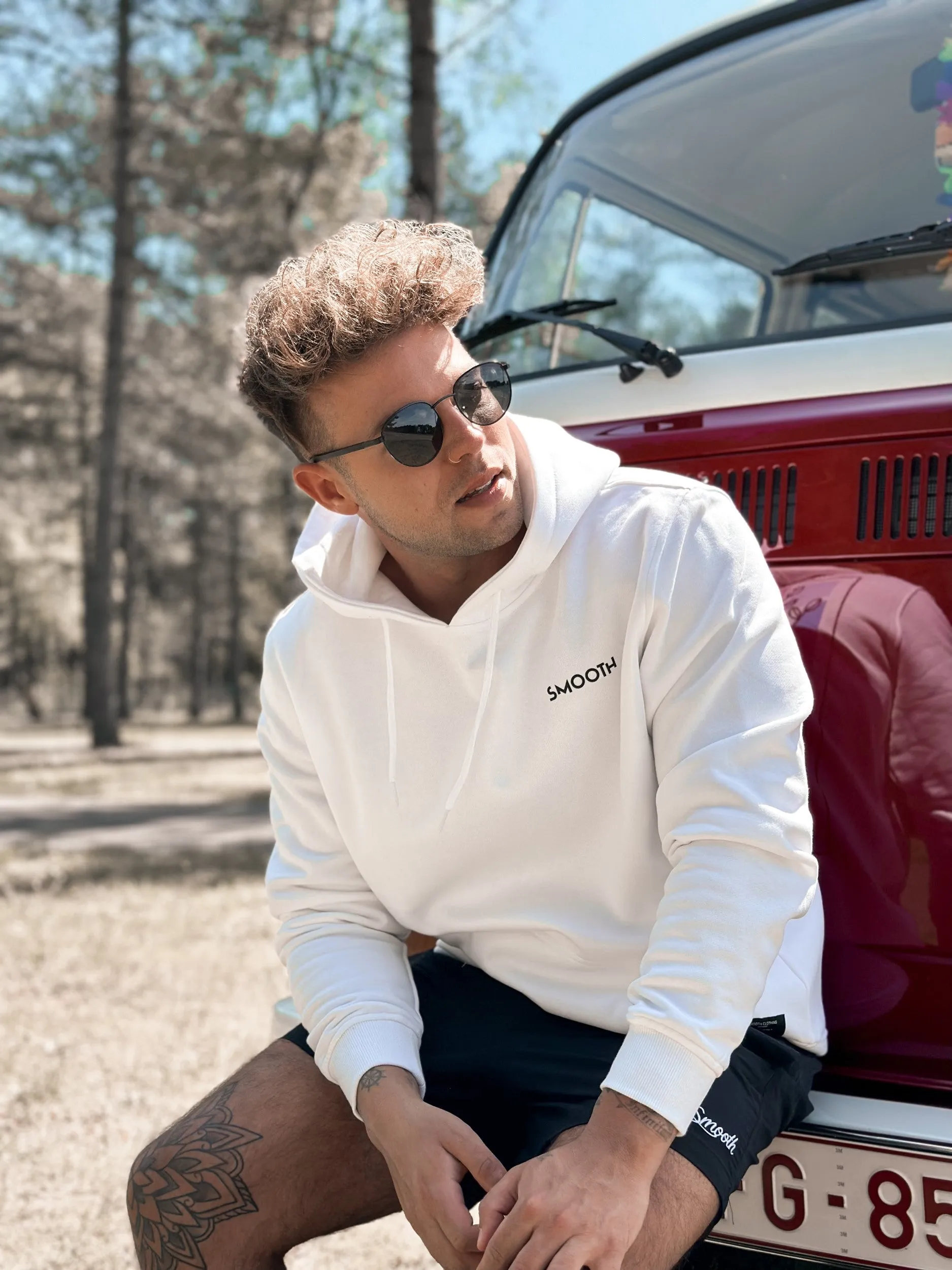 White Hoodie / Art Front Back Men